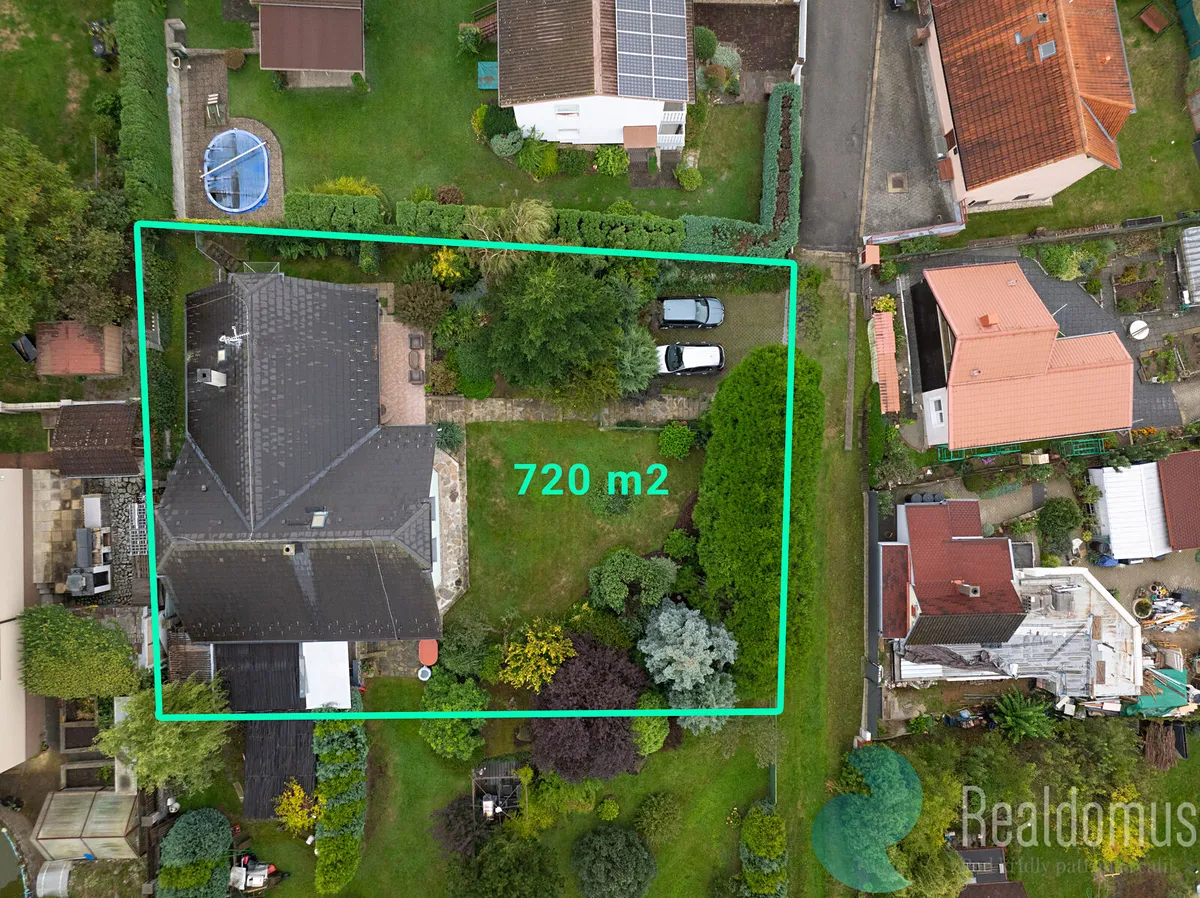 Prodej rodinného domu 196 m², pozemek 720 m²